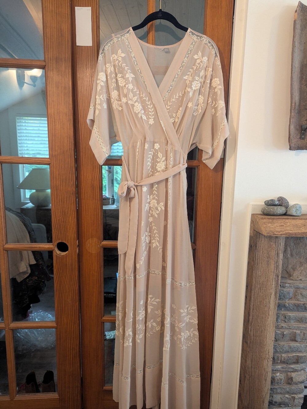Boho Chic Victorian Inspired Embroidered Lace Maxi Dress Blush Asos 4